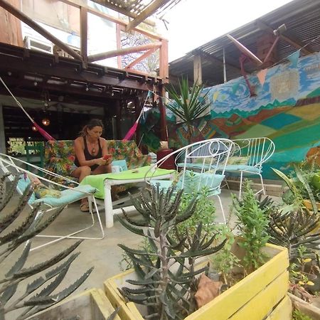 Wiracocha Hostal Mancora Exterior photo
