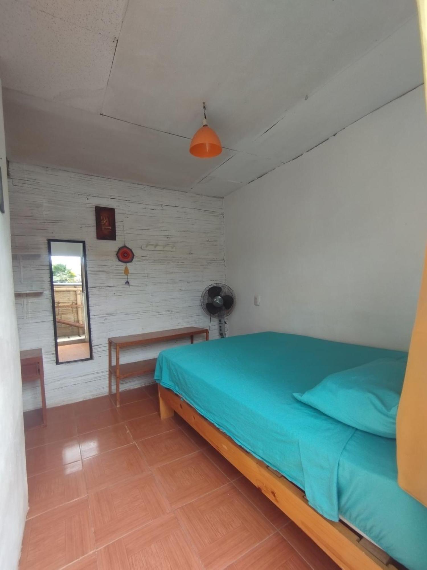 Wiracocha Hostal Mancora Exterior photo